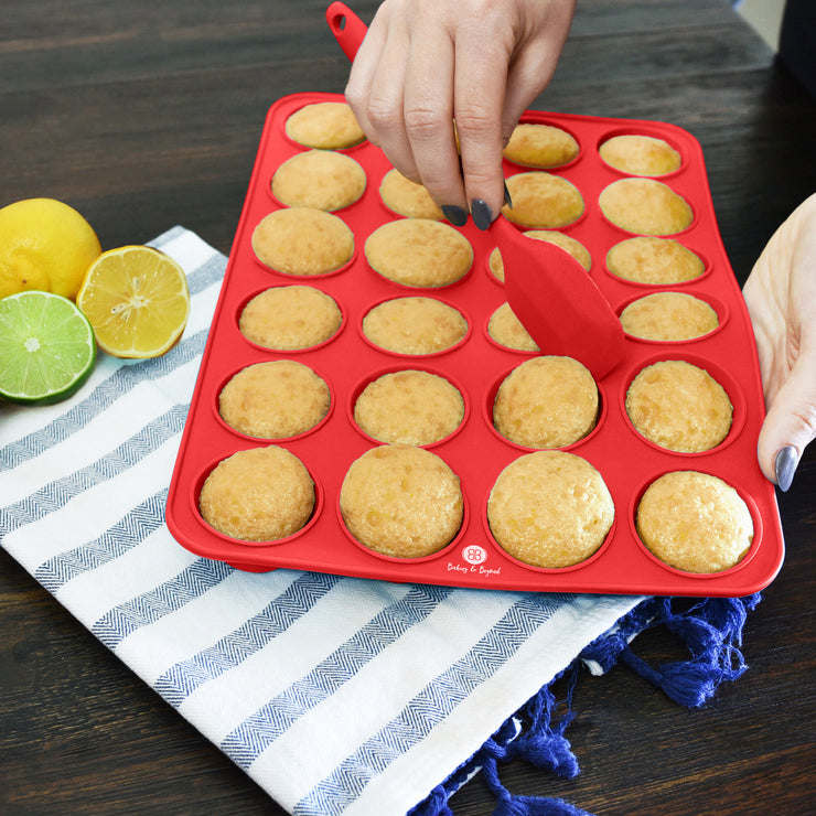 Silicone Muffin Pan Set – Red